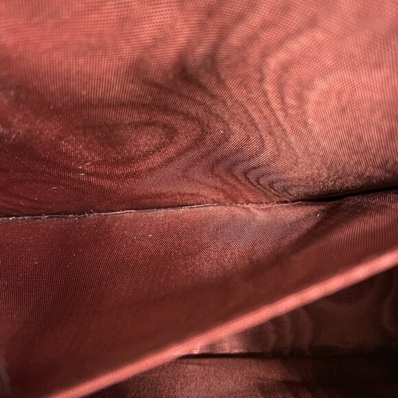 GUCCI White Leather Shoulder Bag - Picture 6 of 12